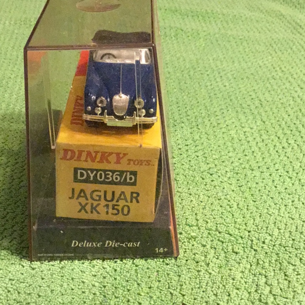 Used Vintage Jaguar XK150 Die-cast Model - Blue - Picture 4 of 5